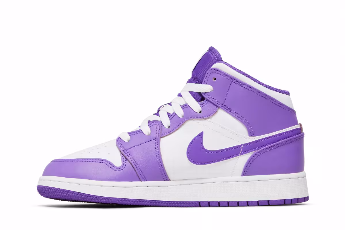 Air Jordan 1 Mid GS Purple Venom, view 4