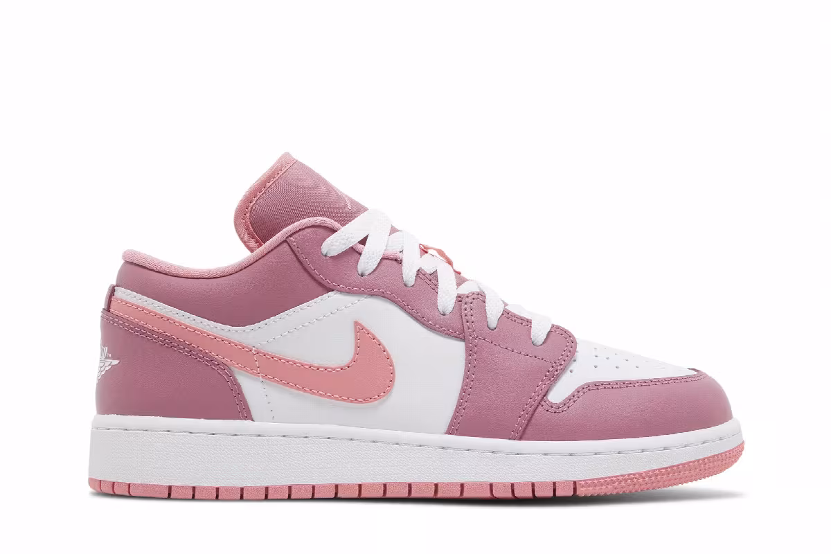 Air Jordan 1 Low GS Desert Berry, view 2