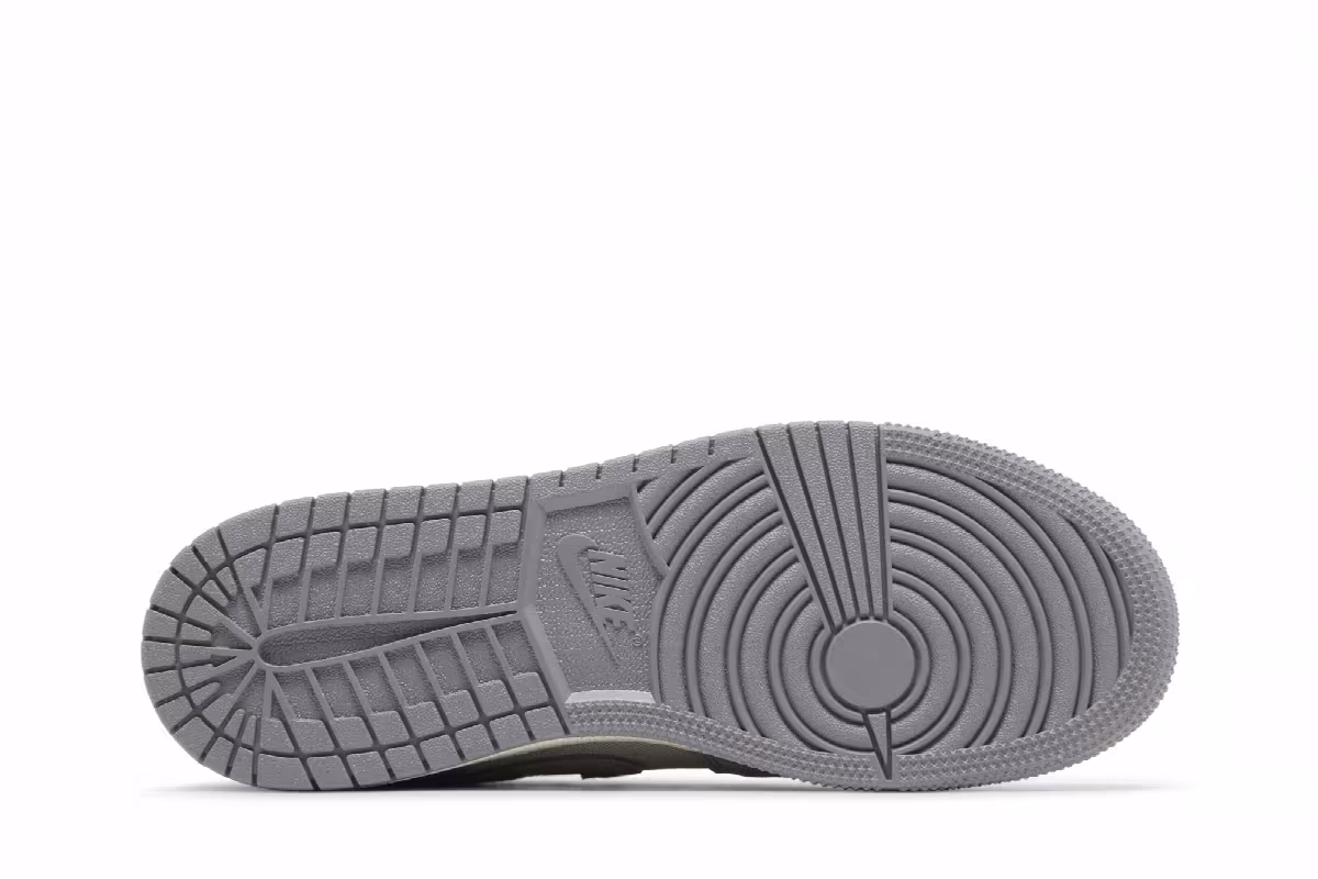 Air Jordan 1 Low SE Craft GS Inside Out - Cement Grey, view 5
