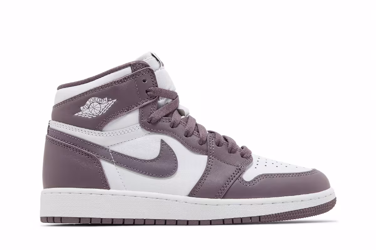 Air Jordan 1 High OG GS Mauve, view 2