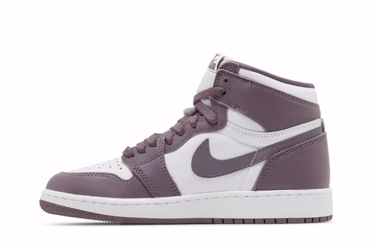 Air Jordan 1 High OG GS Mauve, view 4