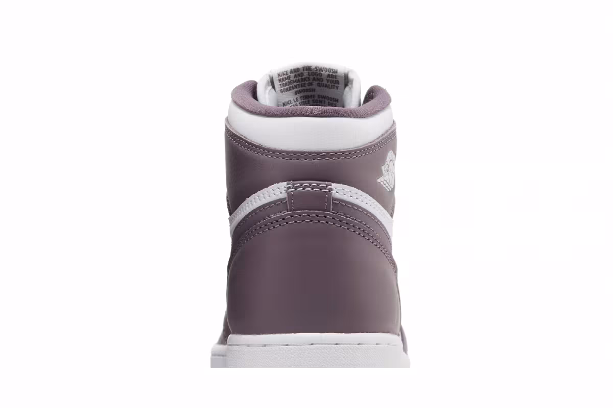 Air Jordan 1 High OG GS Mauve, view 8
