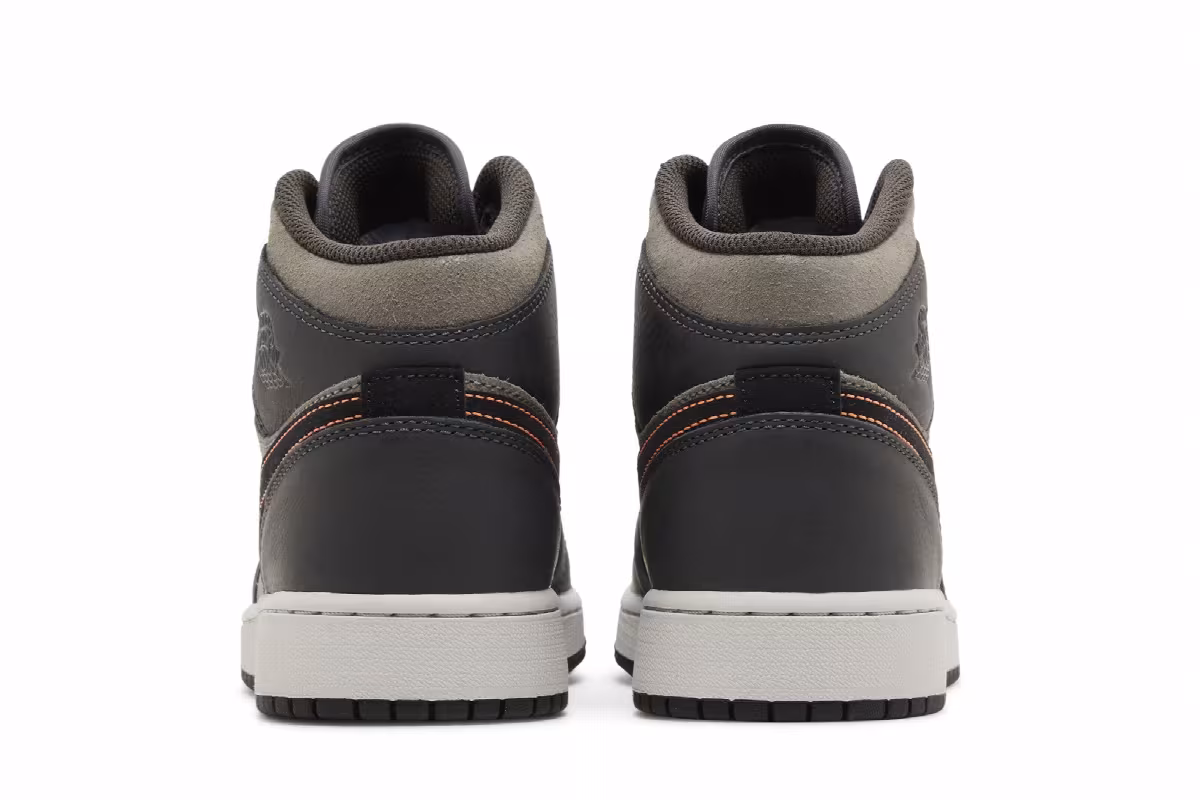 Air Jordan 1 Mid SE GS Night Stadium, view 7