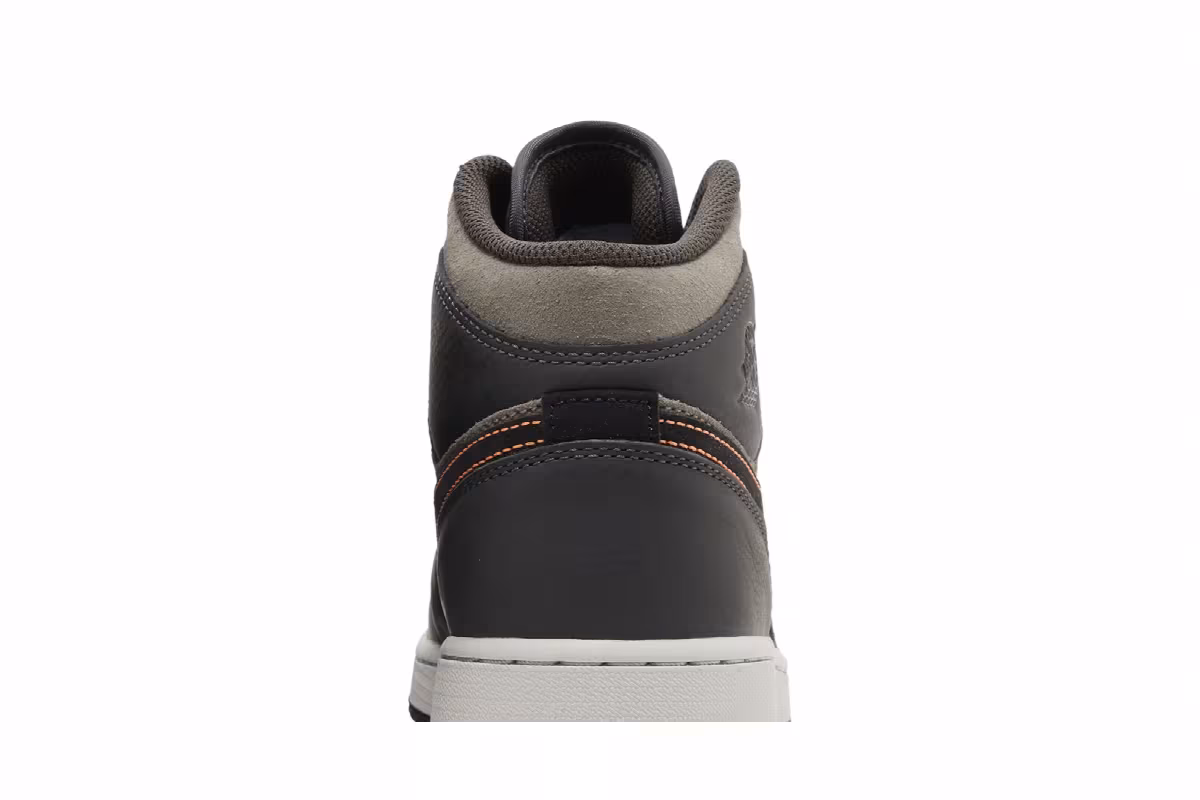 Air Jordan 1 Mid SE GS Night Stadium, view 8