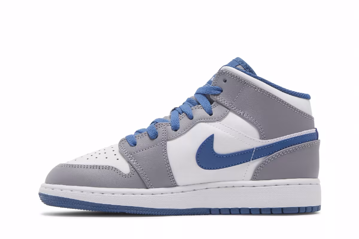 Air Jordan 1 Mid GS Cement True Blue, view 4