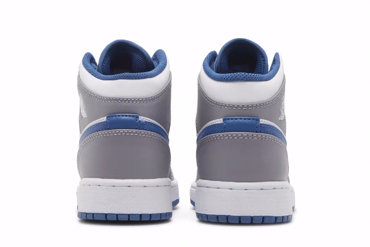 Air Jordan 1 Mid GS Cement True Blue, view 7