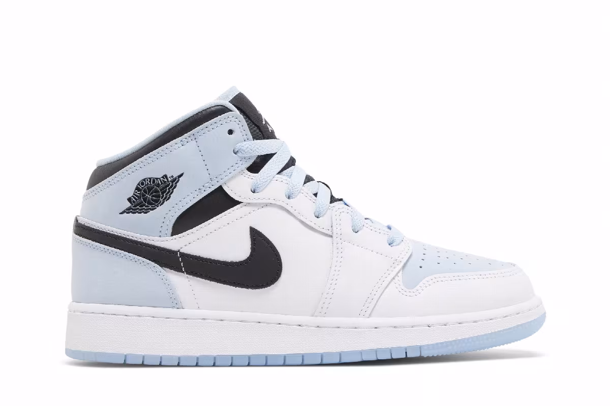 Air Jordan 1 Mid SE GS White Ice Blue, view 2