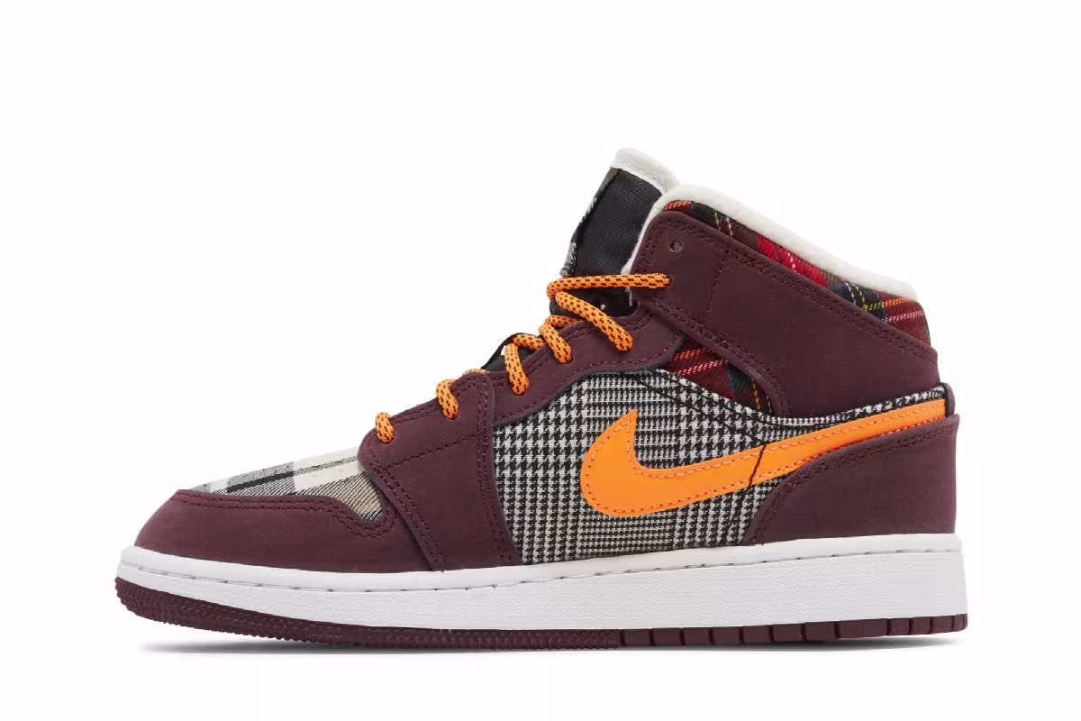 Air Jordan 1 Mid SE GS Plaid, view 4