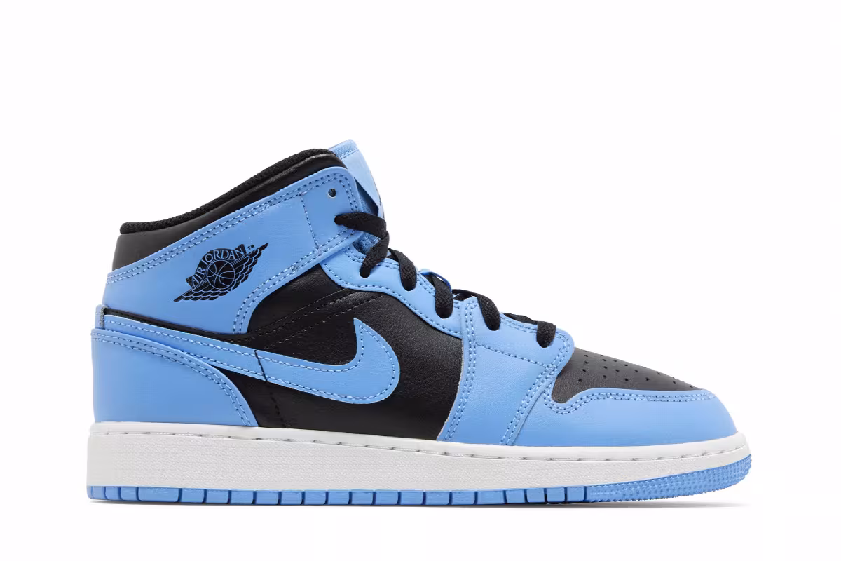 Air Jordan 1 Mid GS University Blue Black, view 2
