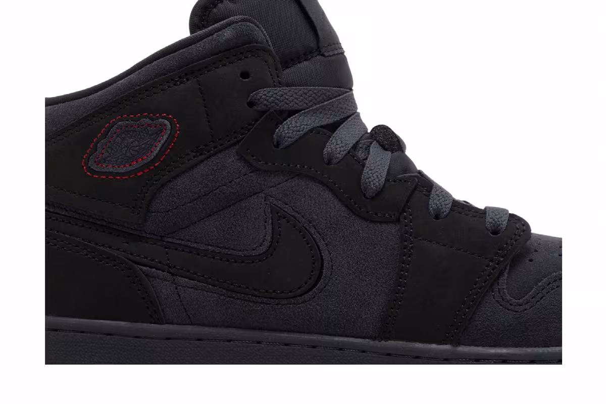 Air Jordan 1 Mid SE Craft GS Dark Smoke Red, view 3