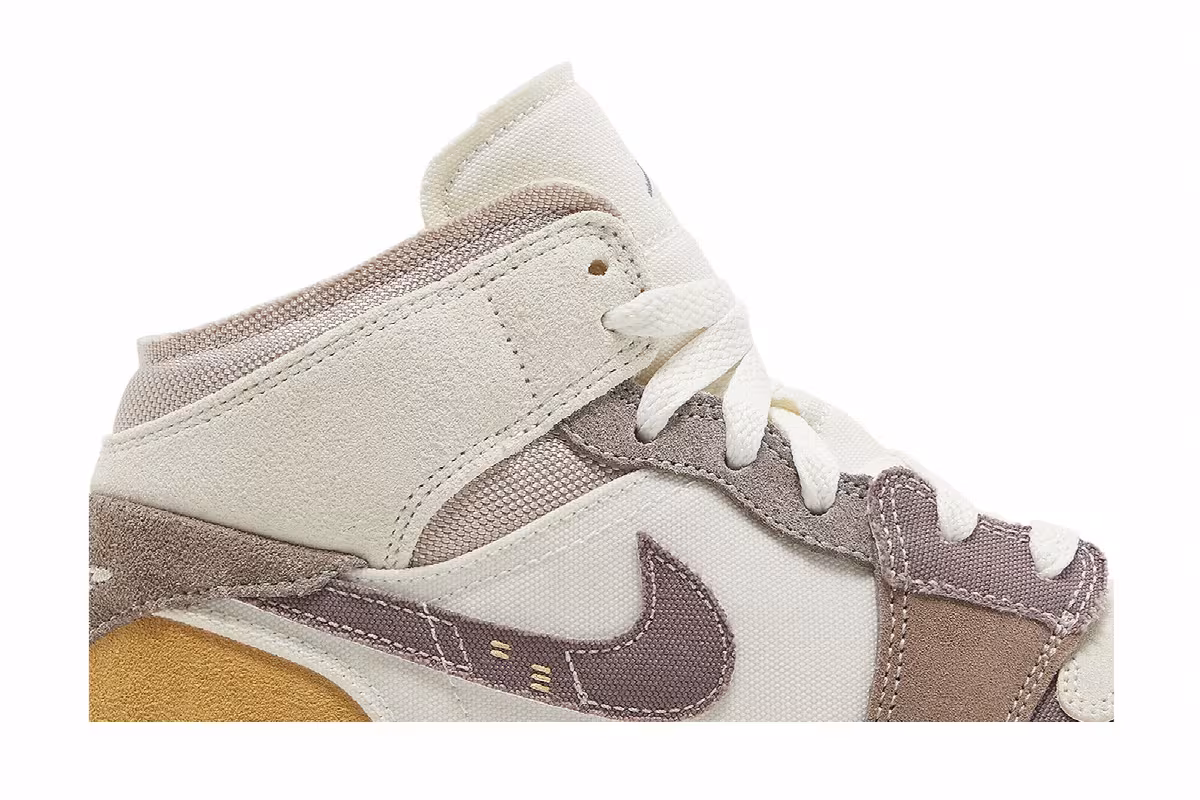Air Jordan 1 Mid SE Craft GS Inside Out - Taupe Haze, view 3