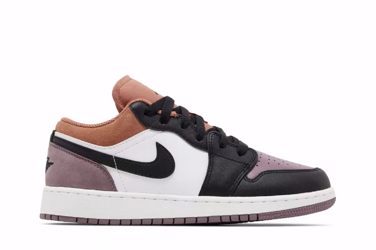 Air Jordan 1 Low SE GS Sky J Mauve, view 2