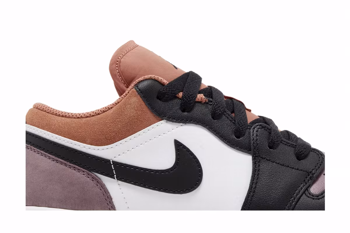 Air Jordan 1 Low SE GS Sky J Mauve, view 3