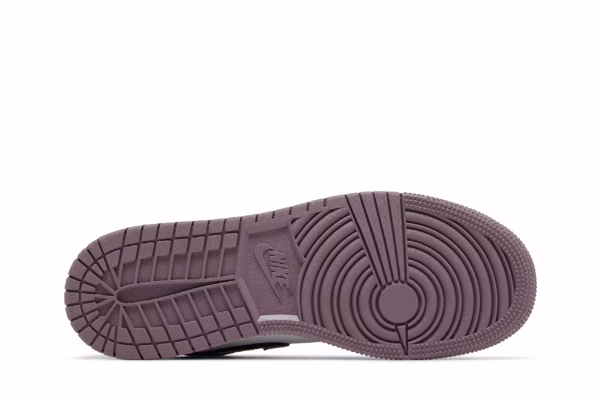 Air Jordan 1 Low SE GS Sky J Mauve, view 5