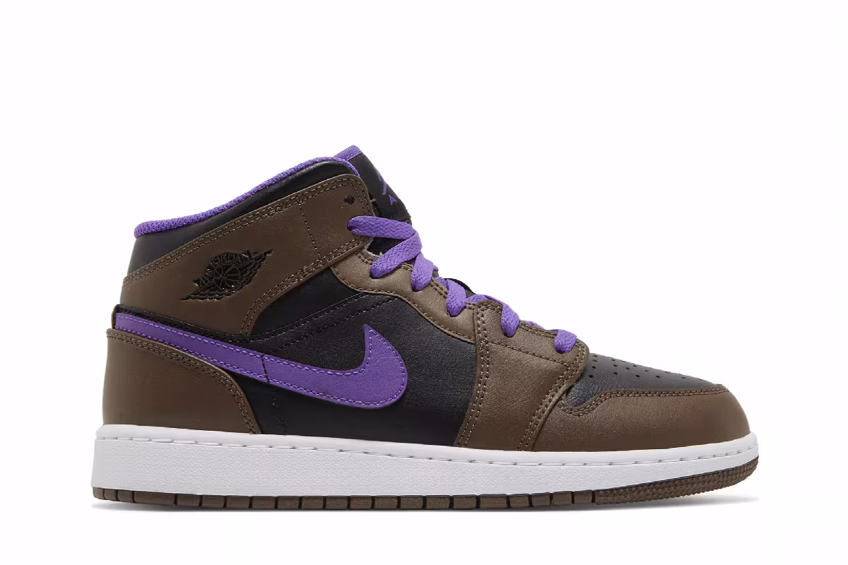 Air Jordan 1 Mid GS Palomino, view 2