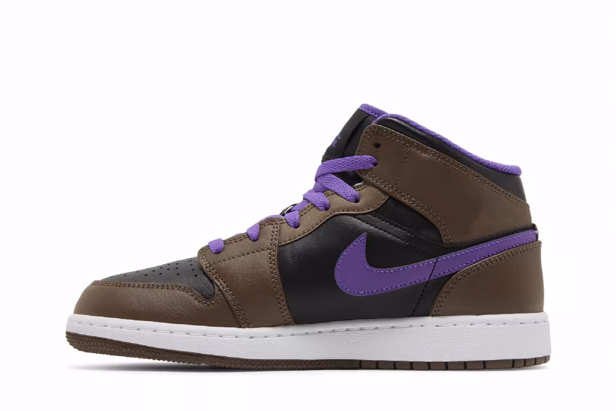 Air Jordan 1 Mid GS Palomino, view 4
