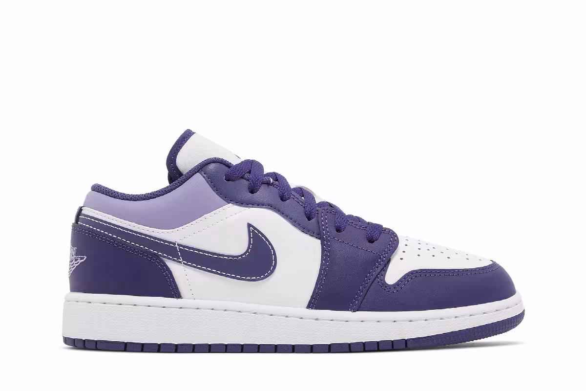 Air Jordan 1 Low GS Sky J Purple, view 2