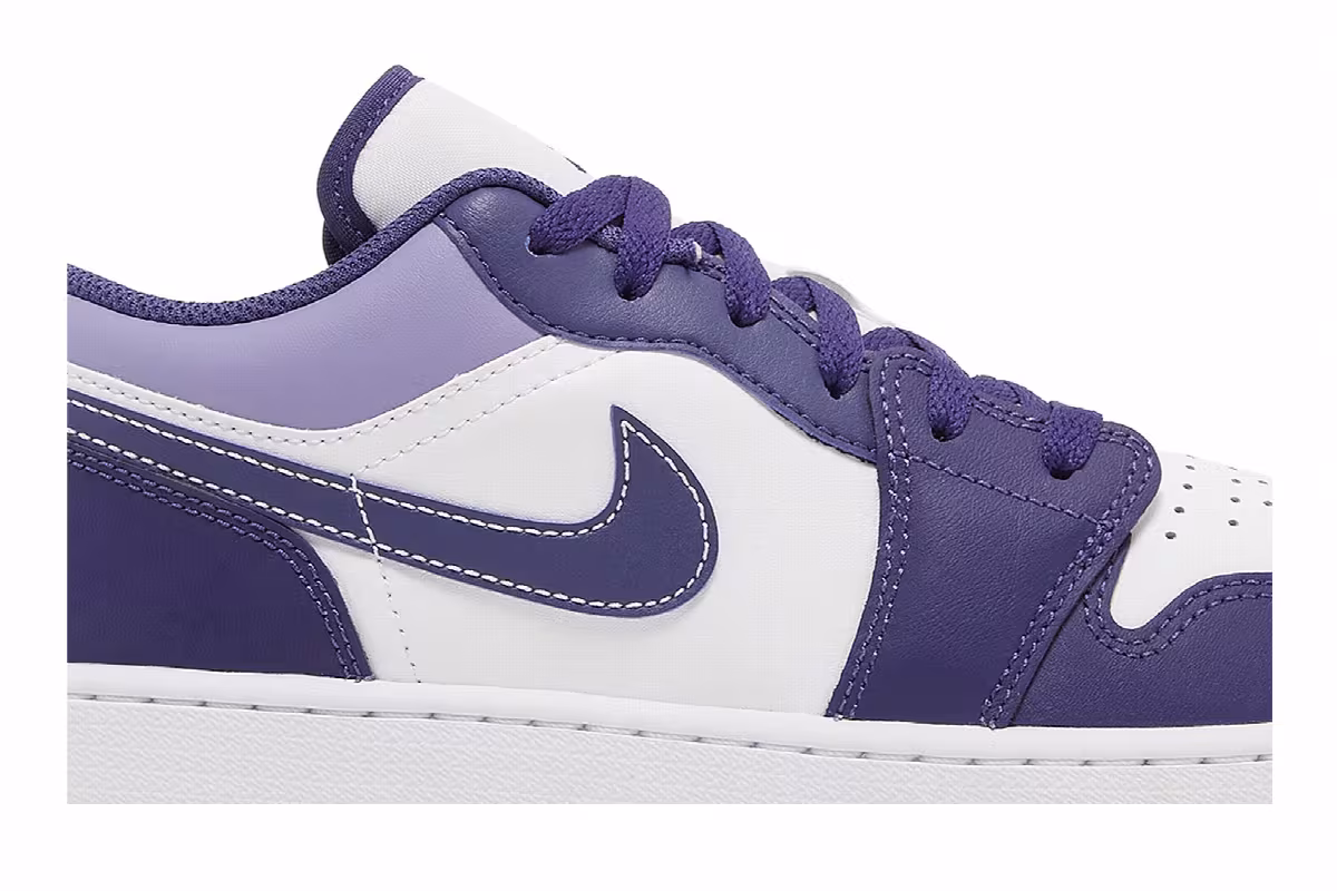 Air Jordan 1 Low GS Sky J Purple, view 3