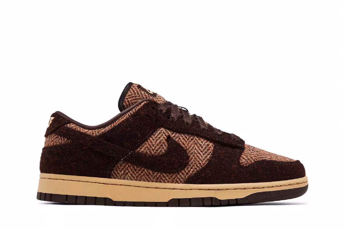 Harris Tweed x Nike Women's Dunk Low Sesame, view 2