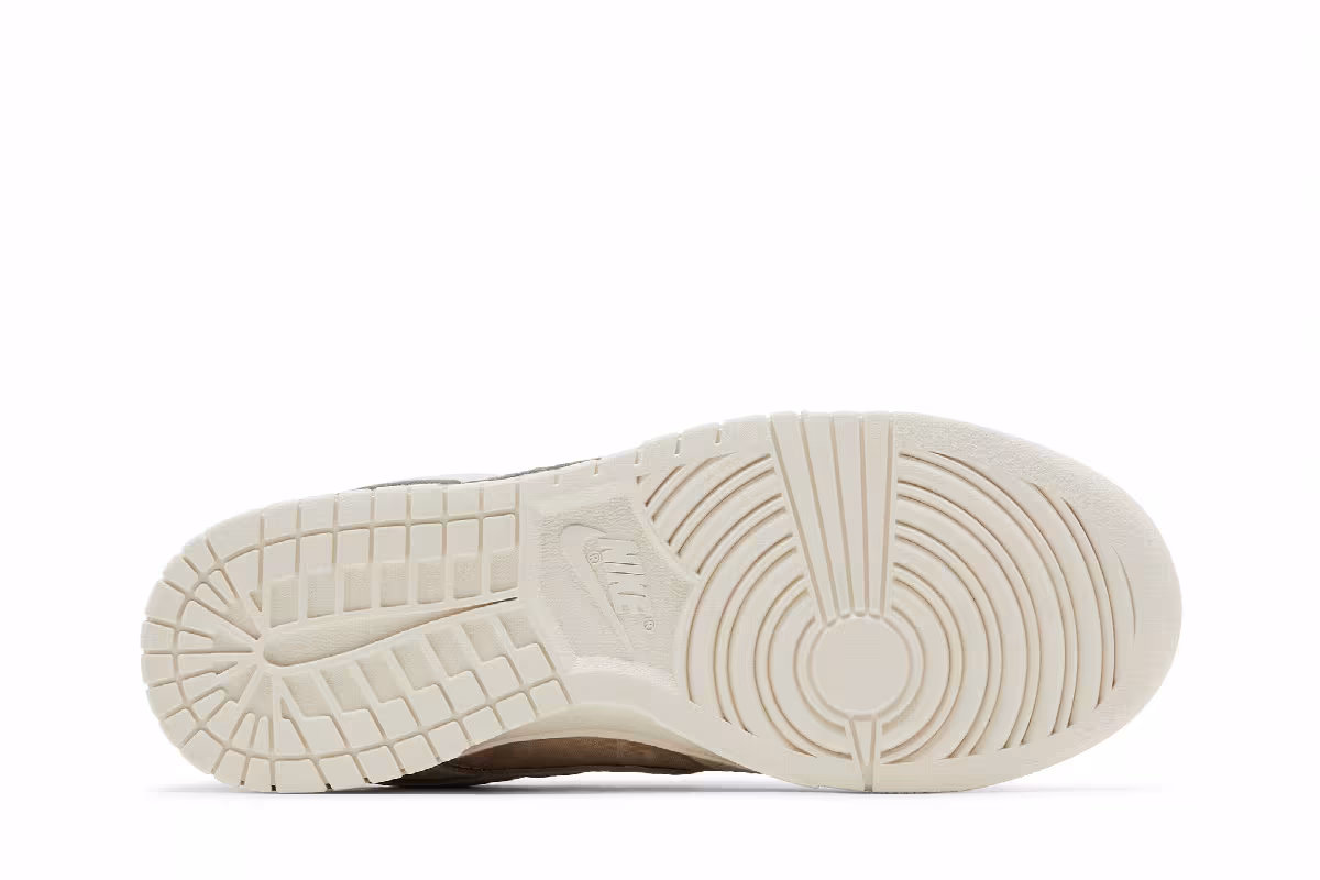Nike Women's Dunk Low Lace Pack - Soft Pearl, view 5