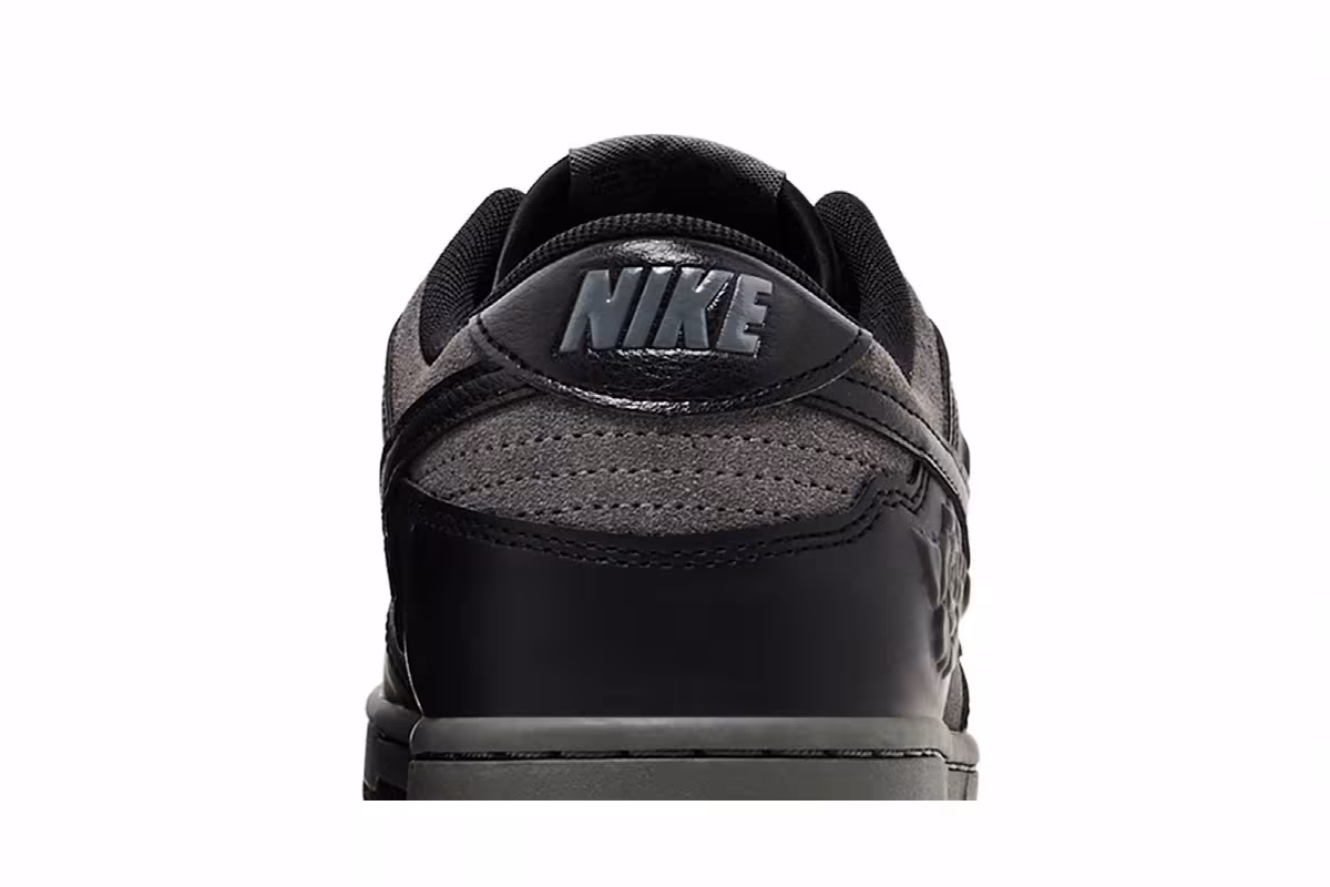 Nike Women's Dunk Low Black Roses, view 8