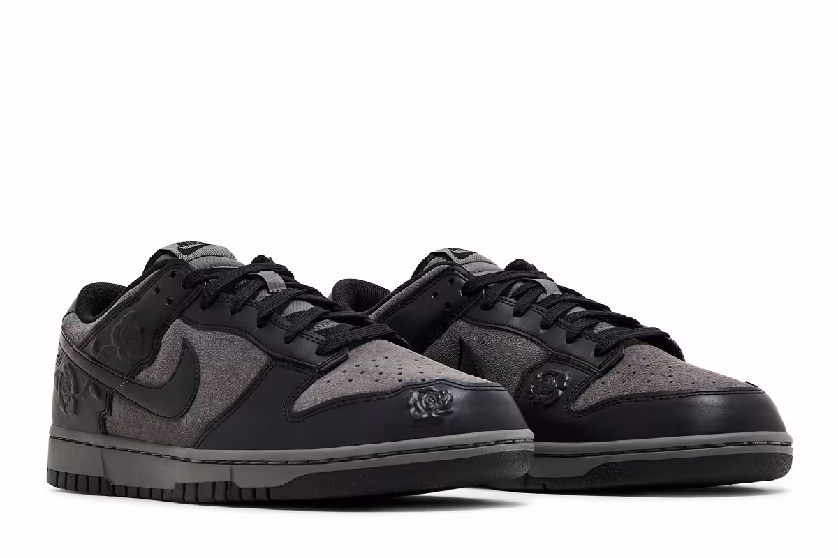 Nike Women's Dunk Low Black Roses, view 9