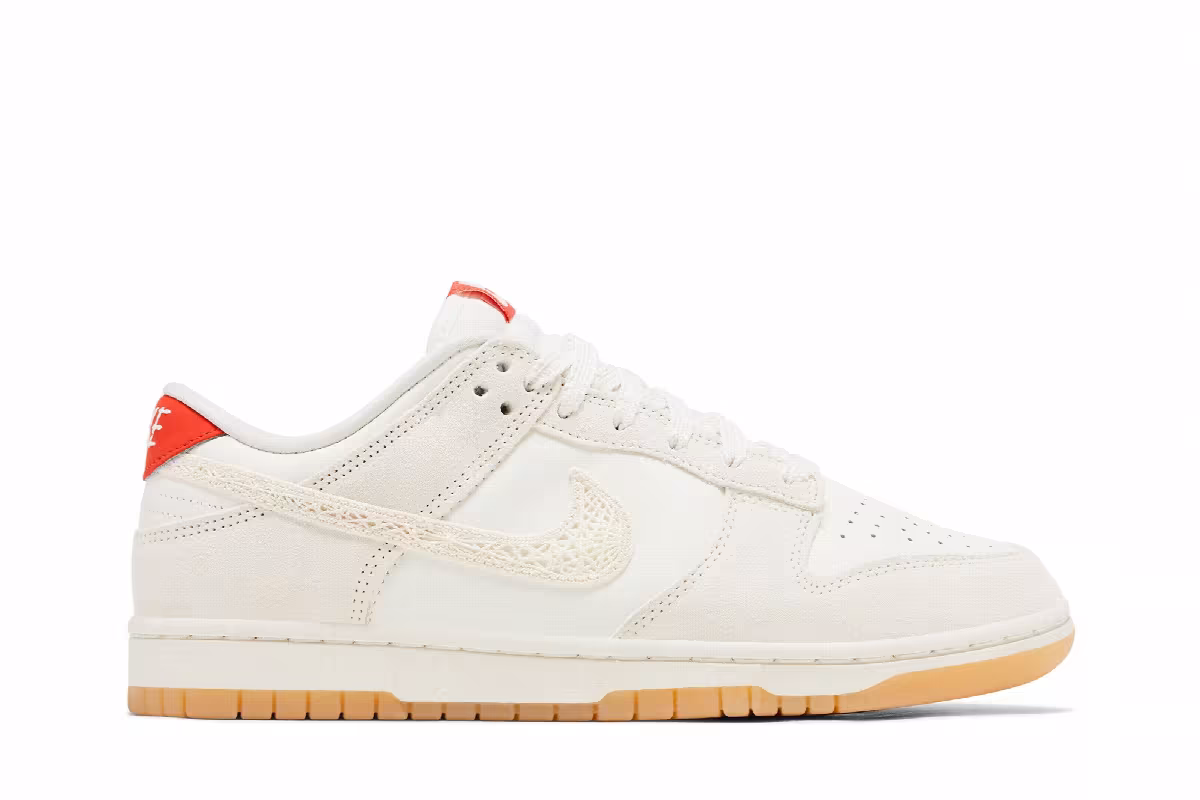 Nike Women's Dunk Low Friendship Knot, view 2