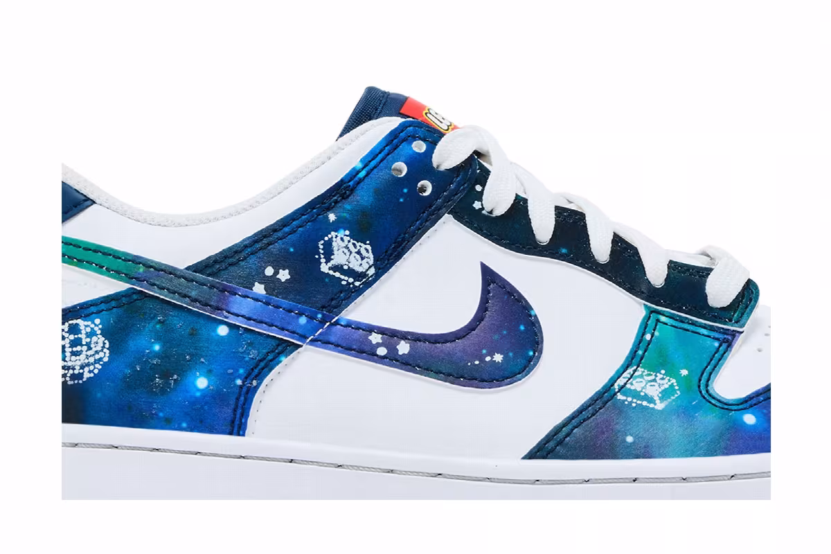 LEGO x Nike Dunk Low GS Galaxy, view 3