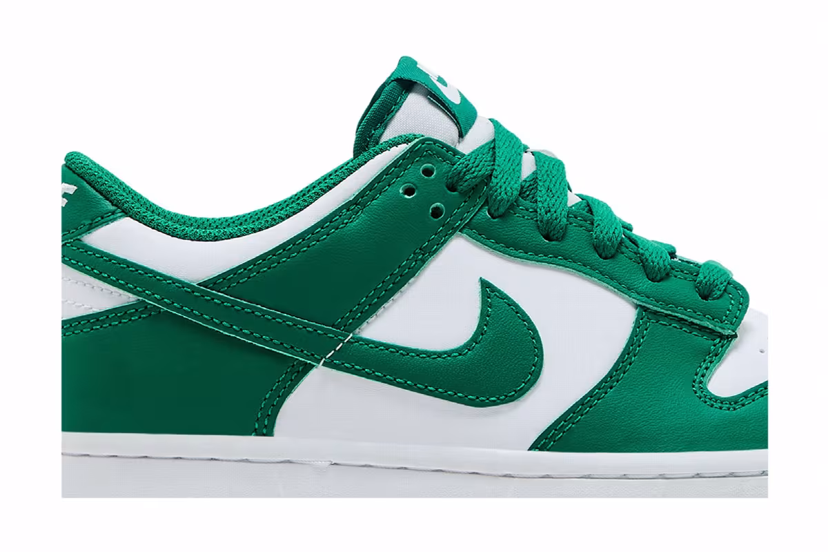 Nike Dunk Low GS Malachite, view 3