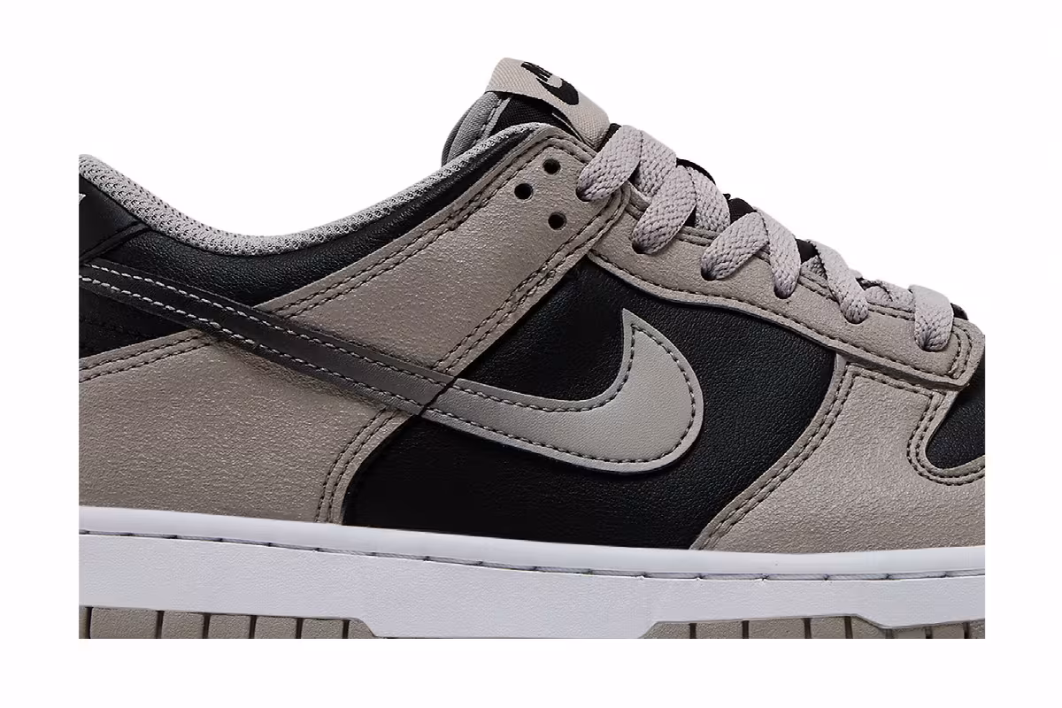 Nike Dunk Low GS College Grey Black, view 3