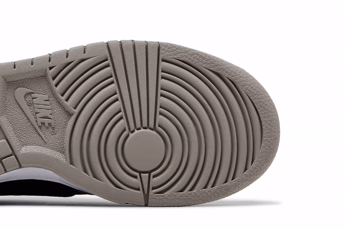 Nike Dunk Low GS College Grey Black, view 6