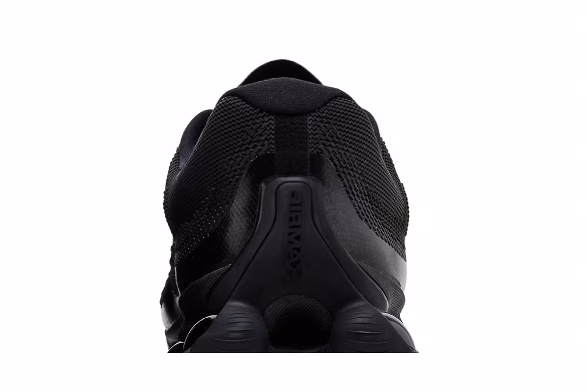 Nike Air Liquid Max Triple Black, view 8