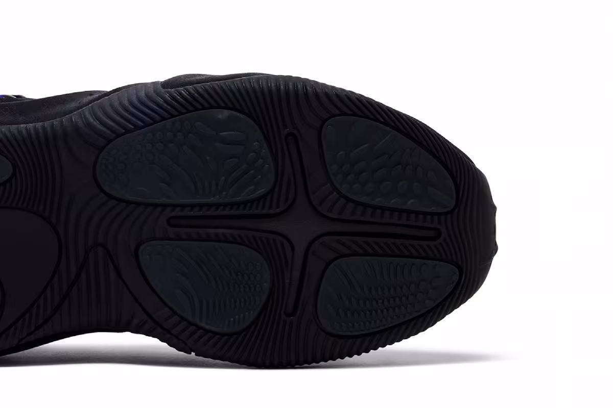 Nike Women's First Sight Shadow Black Metallic Dark Grey, view 6