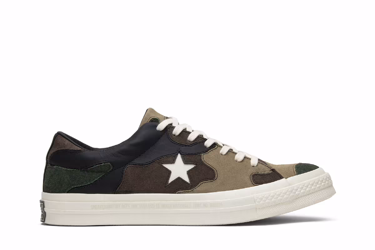 Sneakersnstuff x Converse One Star Camo, view 2