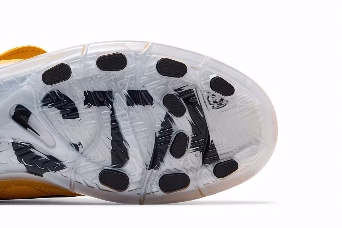 NOCTA x Nike Cryoshot Tiempo ’94 Canada, view 6