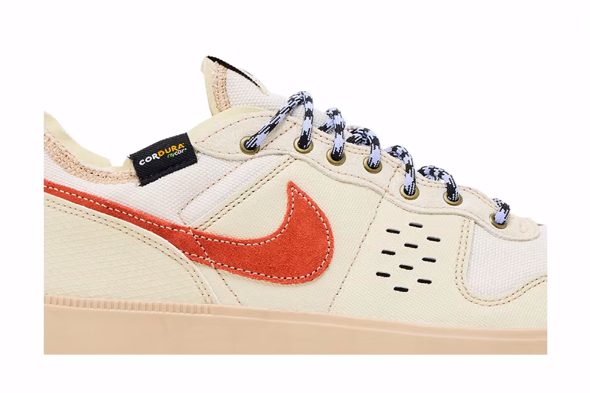 Nike C1TY Premium Light Khaki Light Orewood Brown, view 3