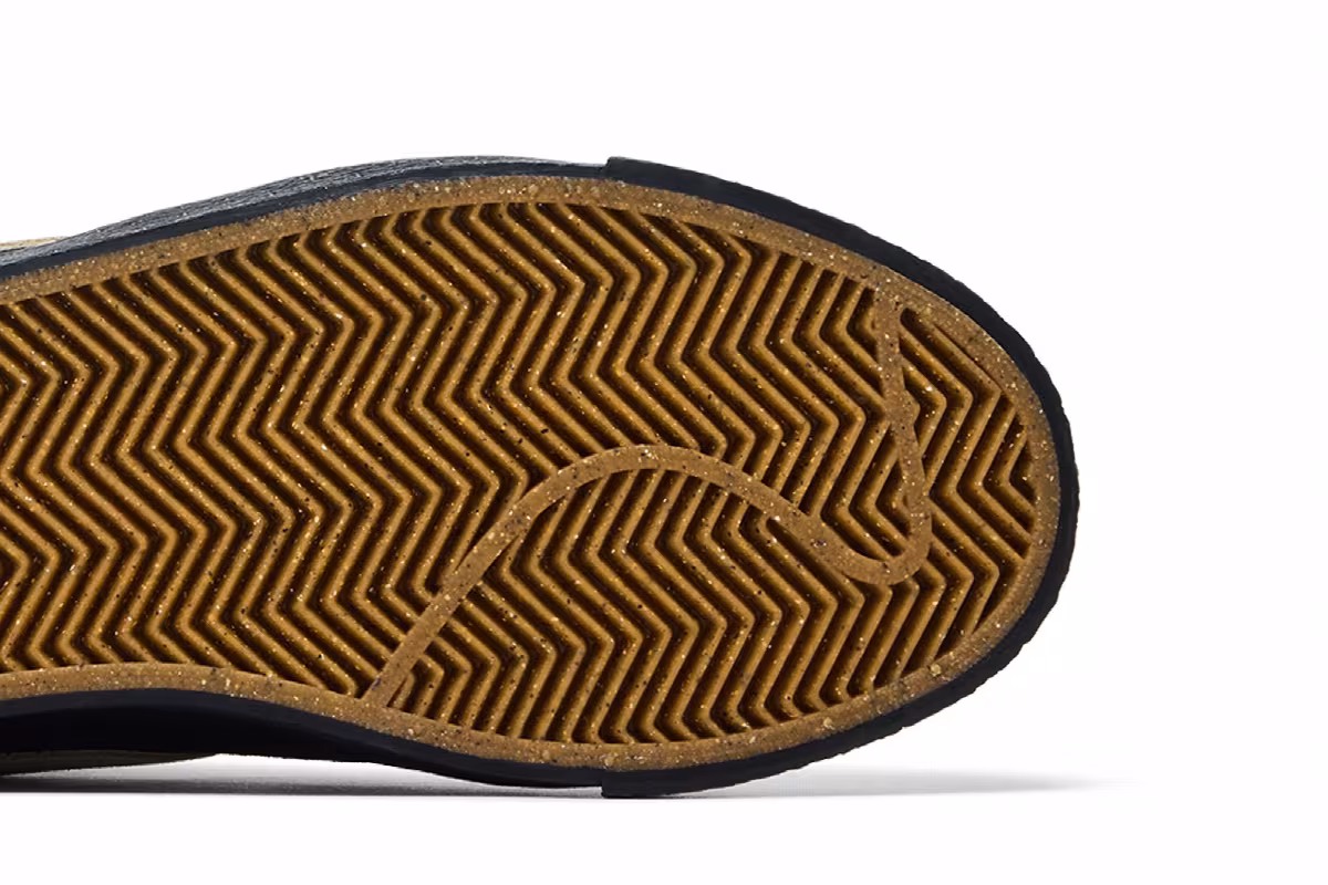 Thrasher x Nike Blazer SB Black Team Gold Gum, view 6