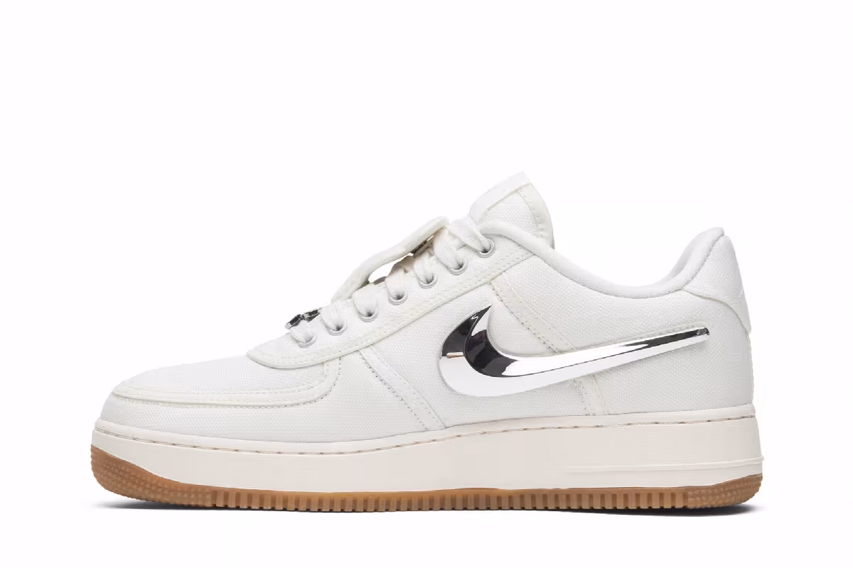 Travis Scott x Nike Air Force 1 Sail, view 4