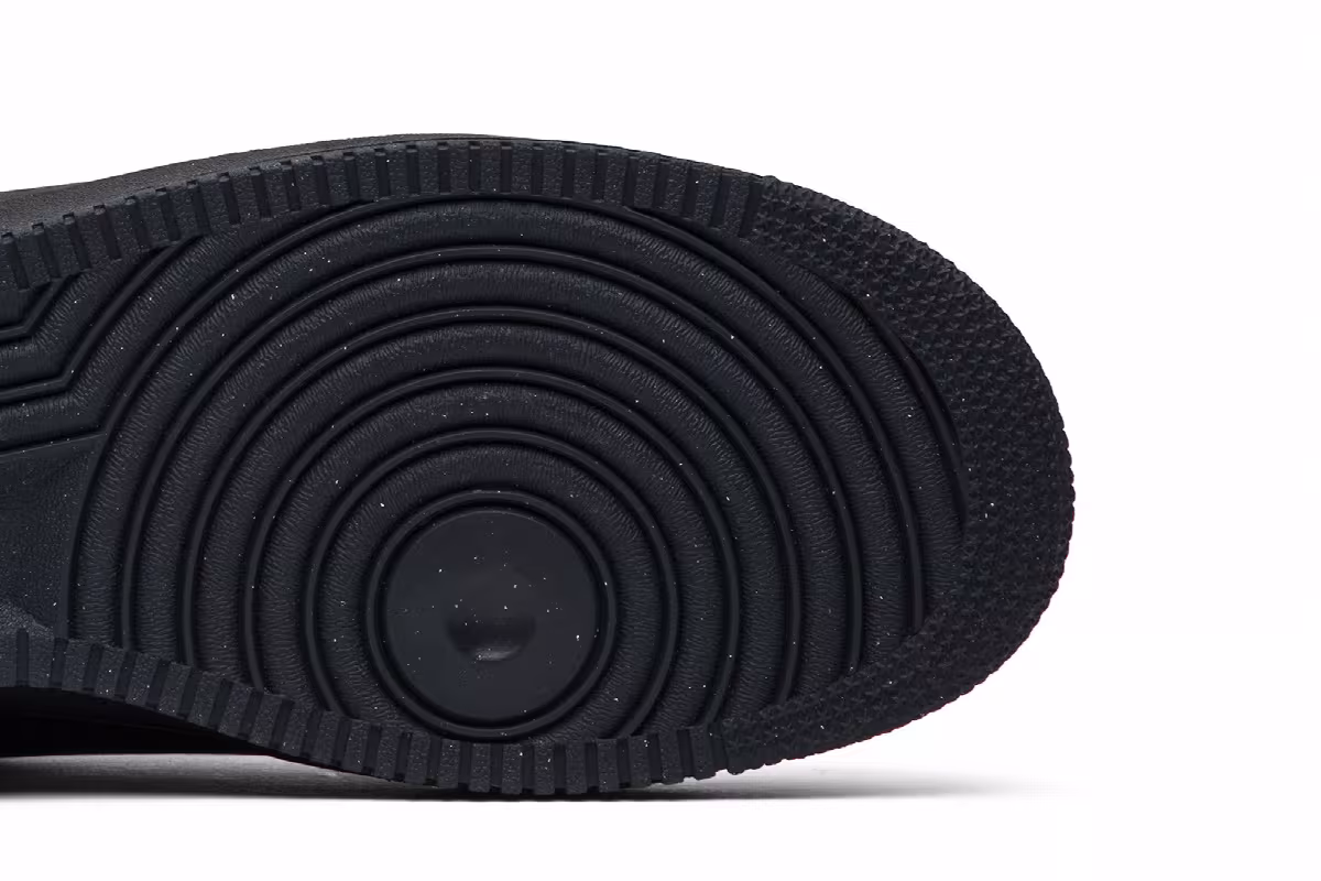 A-Cold-Wall* x Nike Air Force 1 Low Black, view 6