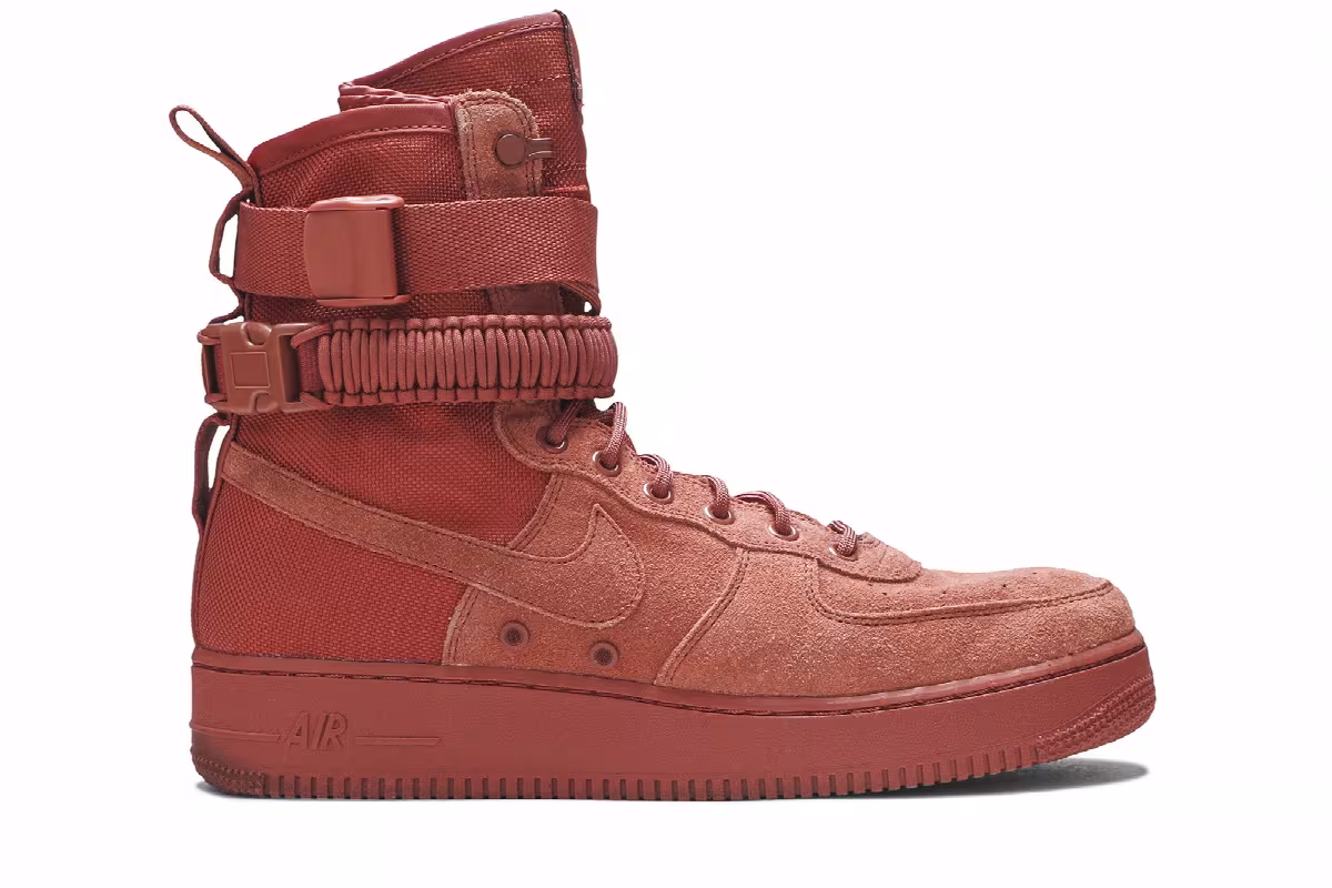 Nike SF Air Force 1 Dusty Peach, view 2