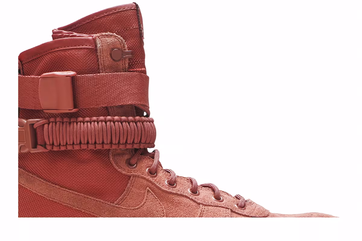 Nike SF Air Force 1 Dusty Peach, view 3