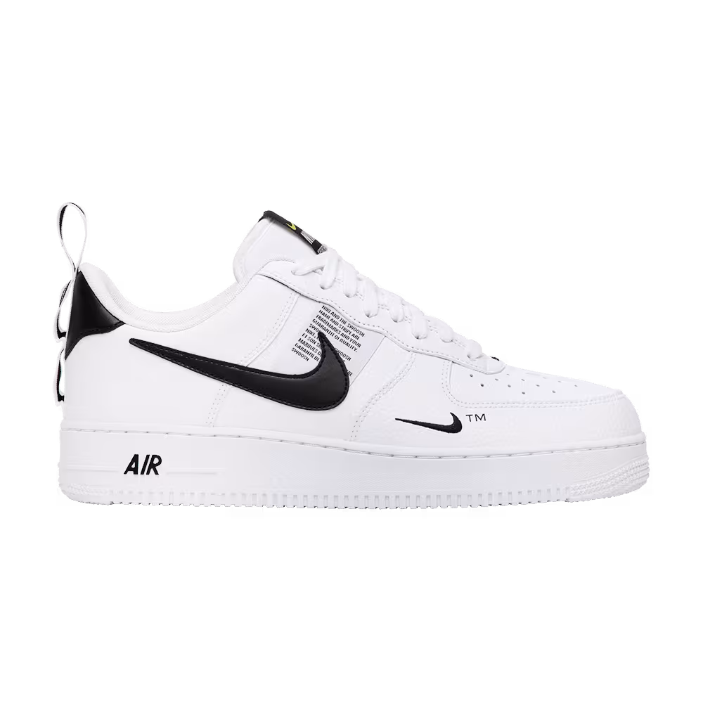 Nike Air Force 1 Overbranding