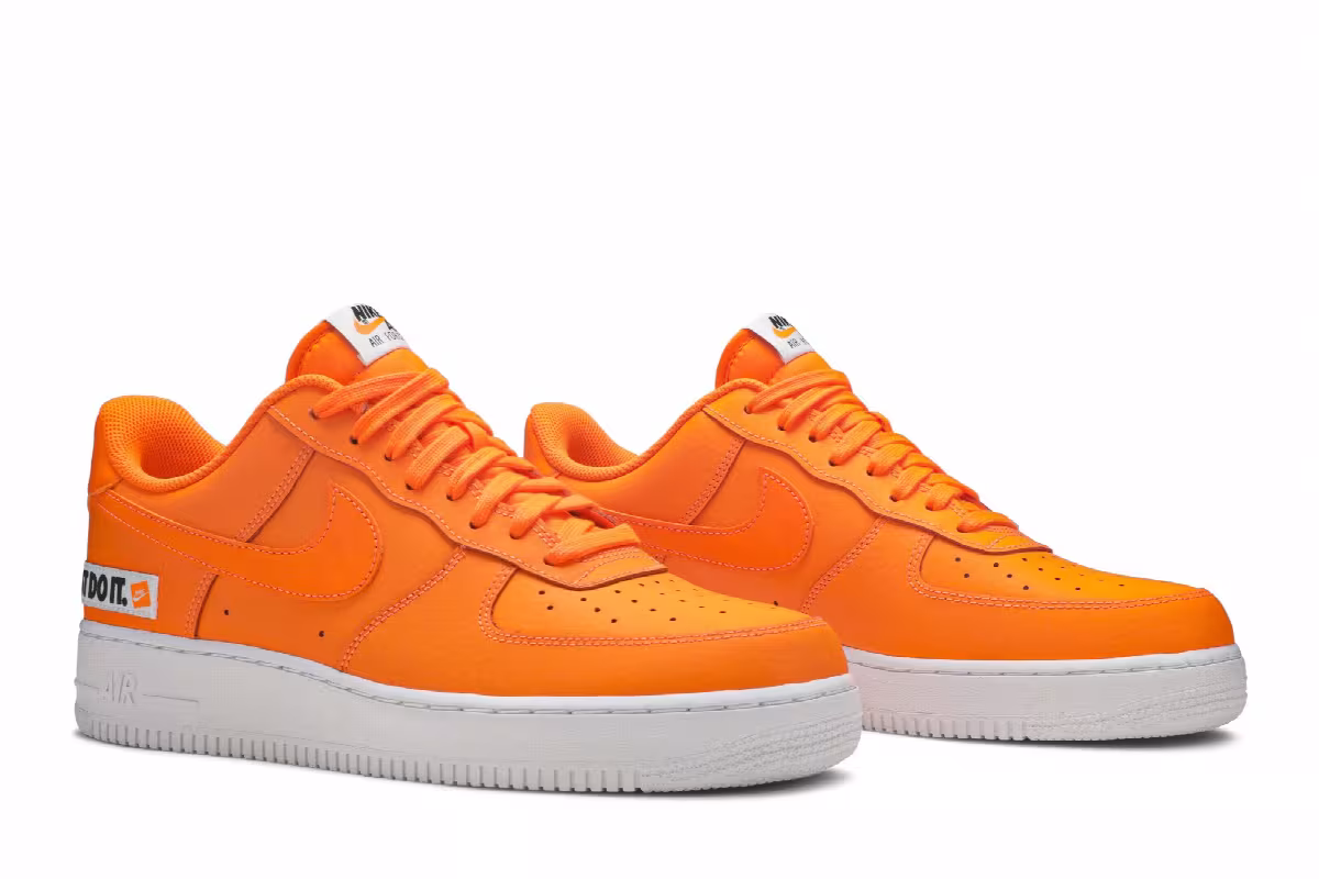 Nike Air Force 1 Low Total Orange, view 9