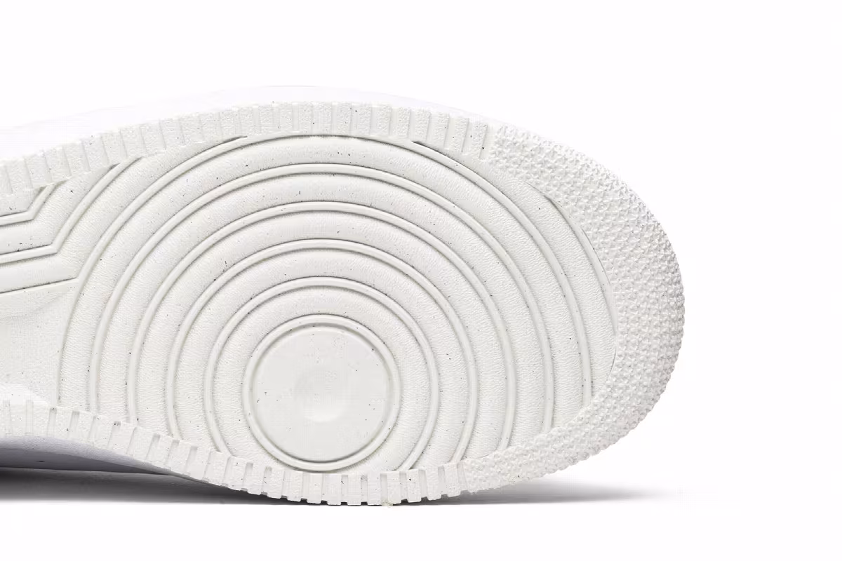 A-Cold-Wall* x Nike Air Force 1 Low White, view 6