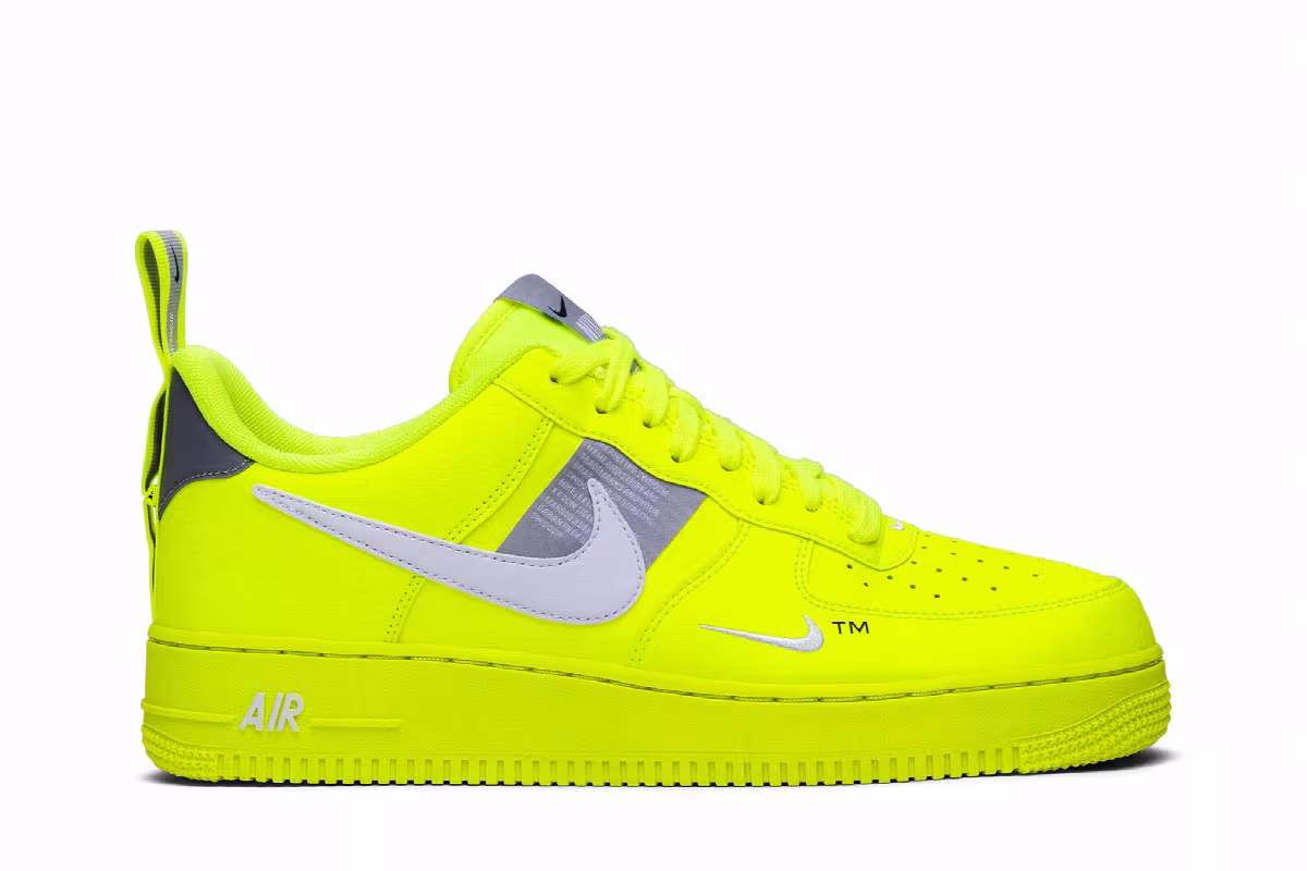 Nike Air Force 1 Overbranding, view 2