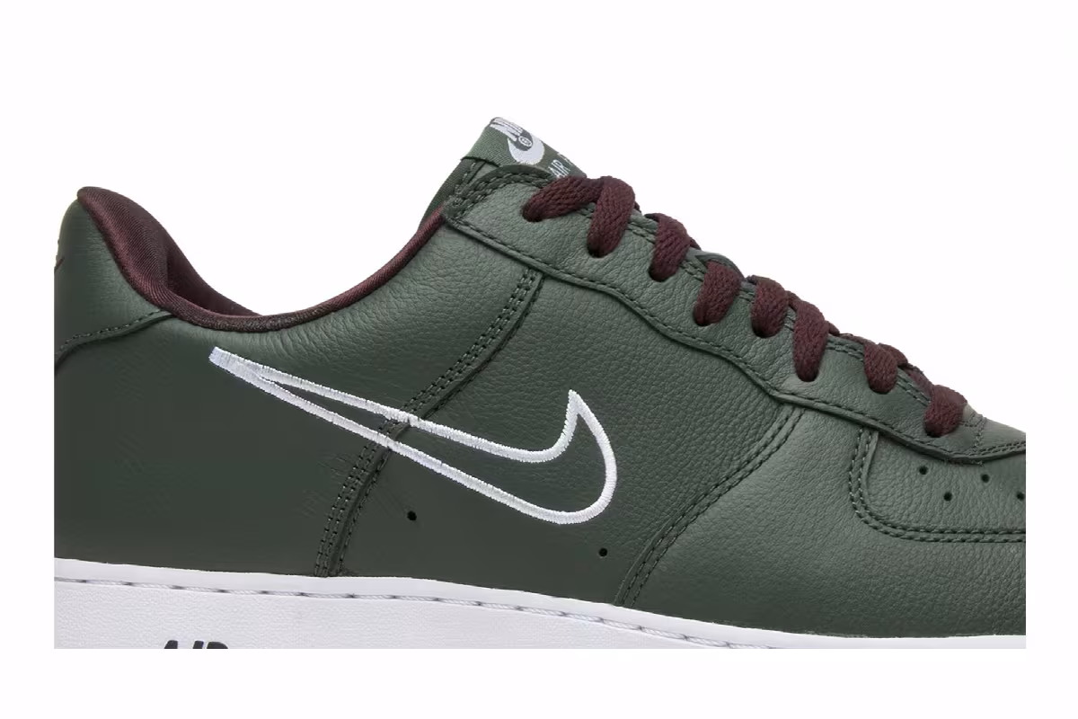 Nike Air Force 1 Low Hong Kong 2018, view 3