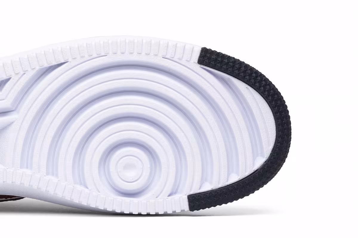 Robert Kraft x Nike Air Force 1 Ultra Flyknit Low New England Patriots 25th Anniversary, view 6