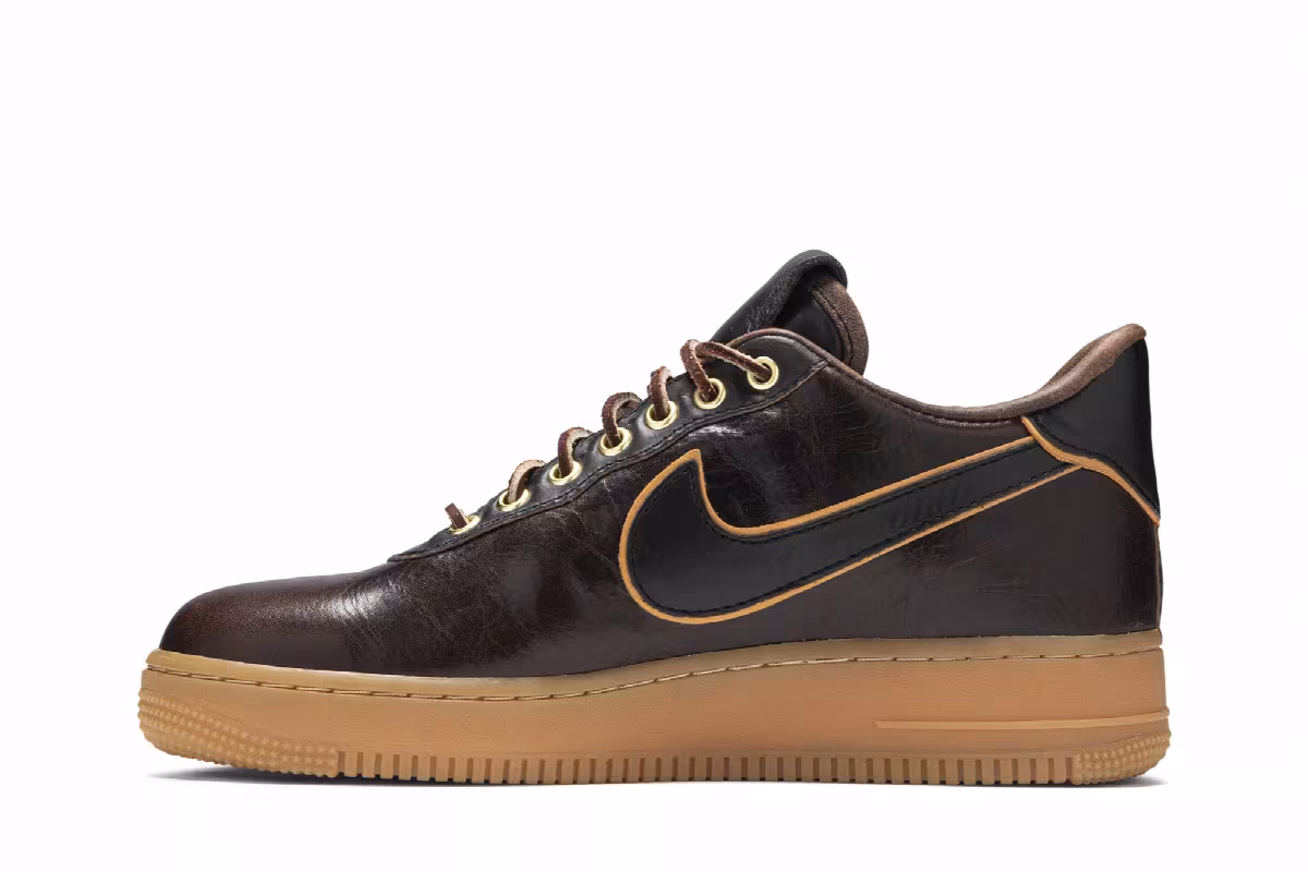 Jack Daniel's x The Shoe Surgeon x Nike Air Force 1 Low Tennessee Honey Whiskey, view 4