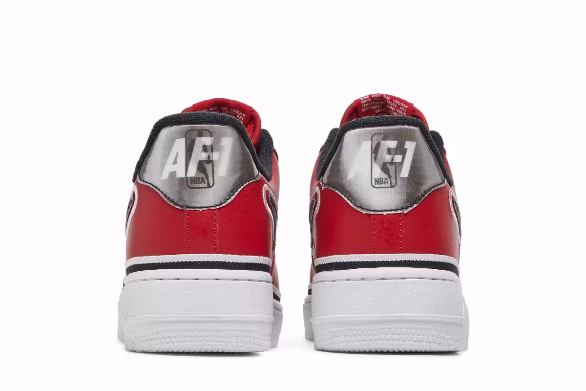 Nike Air Force 1 Bulls, view 7