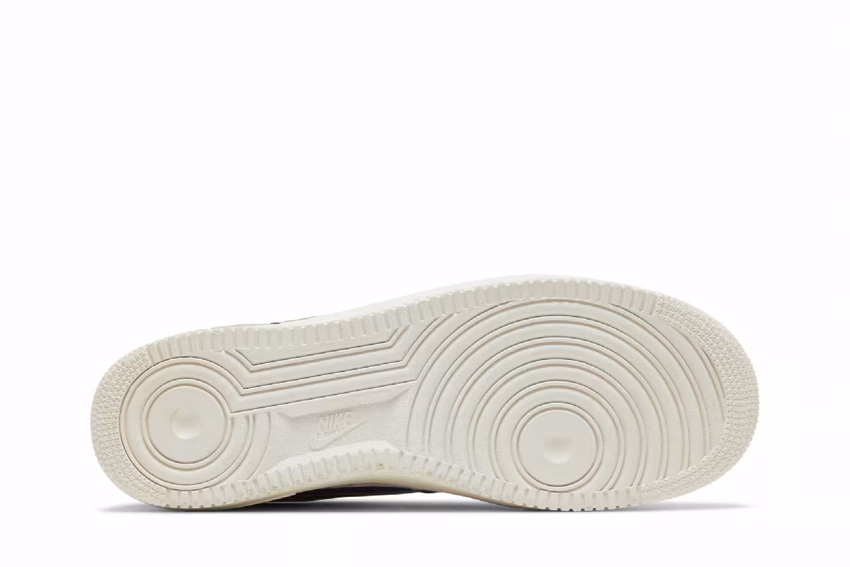 Nike Air Force 1 Warriors, view 5